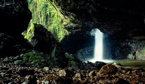  Cueva del Esplendor: Hang động lấp lánh kỳ diệu và huyền bí!